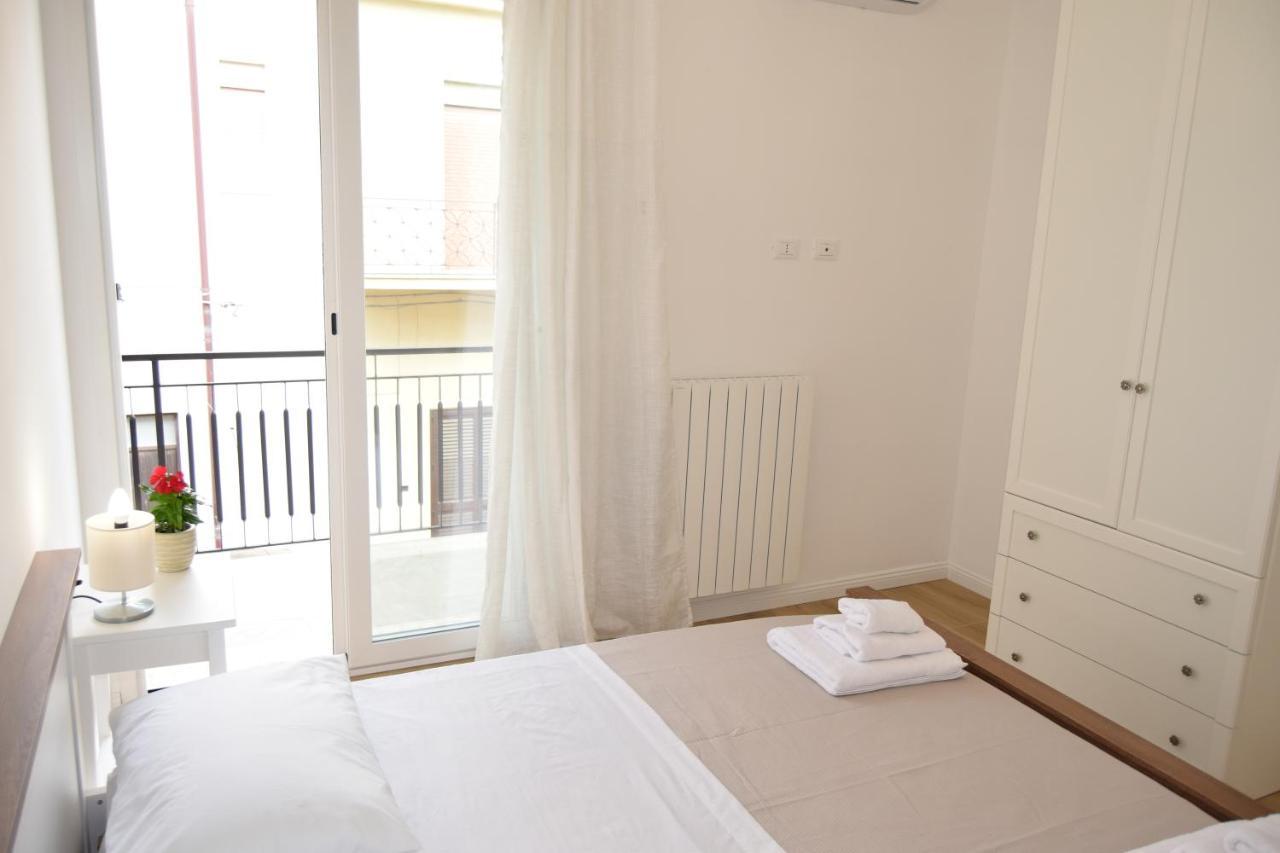 Caporama Appartement Terrasini Buitenkant foto
